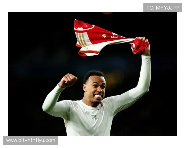 足球直播线上手机版免费在线观看随时随地掌握最新比赛实时内容